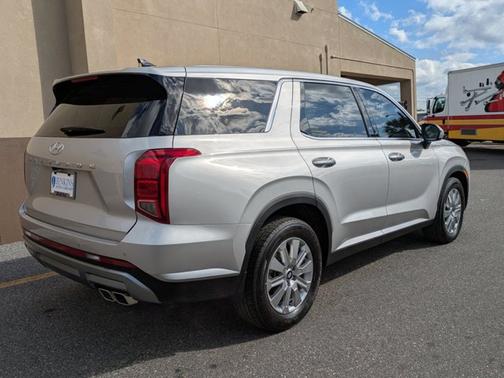 2025 Hyundai PALISADE SE