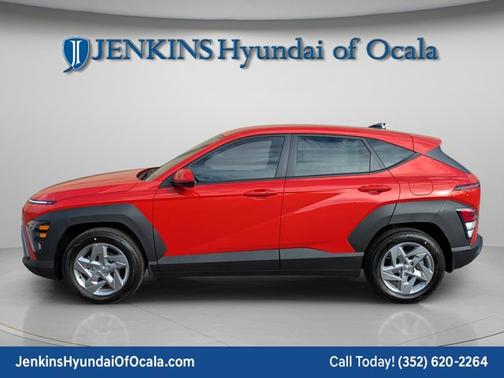 2026 Hyundai KONA SE