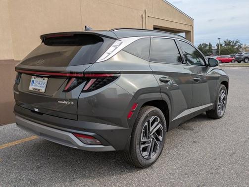 2025 Hyundai TUCSON Hybrid Limited