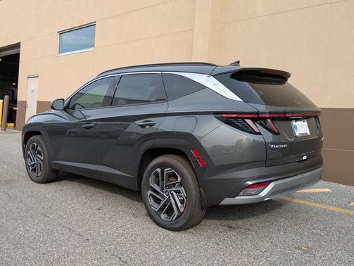 2025 Hyundai TUCSON Hybrid Limited