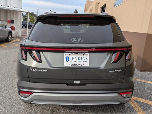 2025 Hyundai TUCSON Hybrid Limited