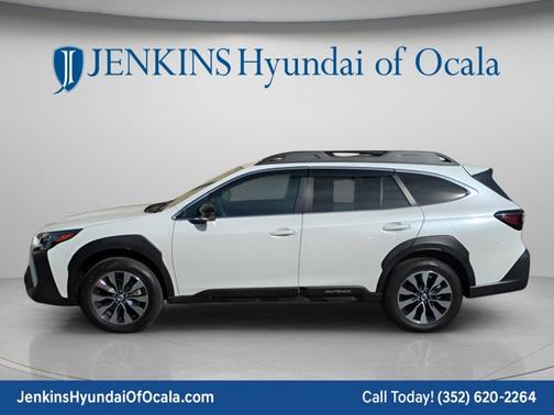Crystal White Pearl 2023 Subaru Outback Limited