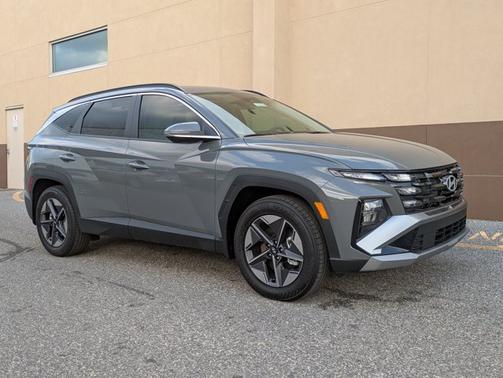 2026 Hyundai TUCSON SEL Premium