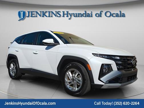 2025 Hyundai TUCSON SE