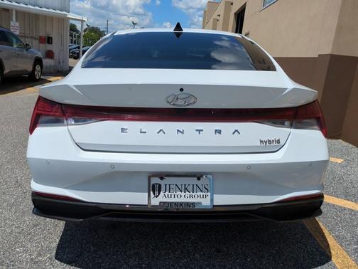2023 Hyundai ELANTRA HEV Limited