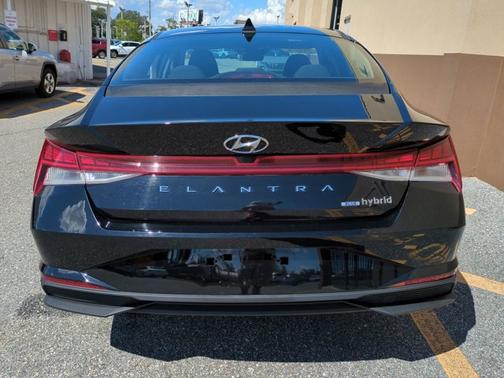 2023 Hyundai ELANTRA HEV Blue