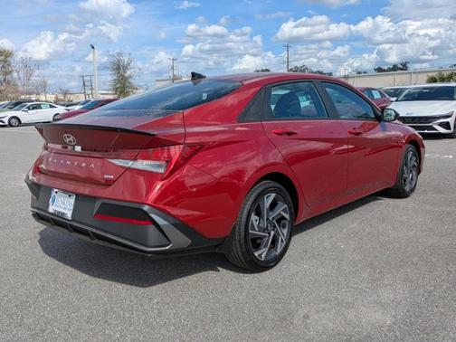 2025 Hyundai ELANTRA HEV SEL Sport
