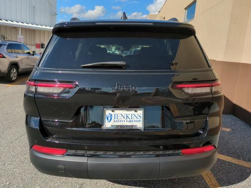 2024 Jeep Grand Cherokee L Altitude