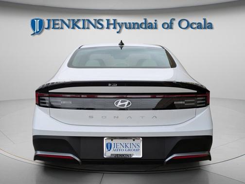 2026 Hyundai SONATA SE