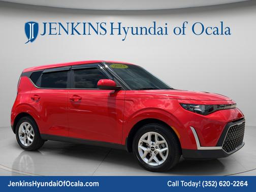 Inferno Red 2023 Kia Soul LX