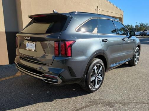 2022 Kia Sorento S