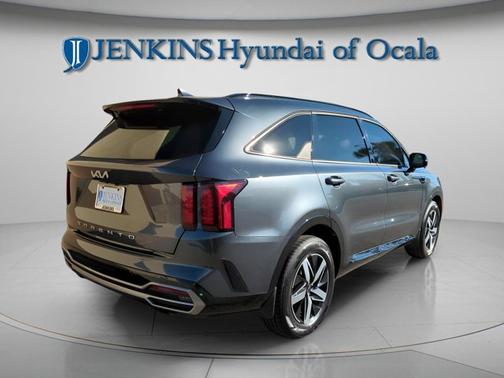 2022 Kia Sorento S