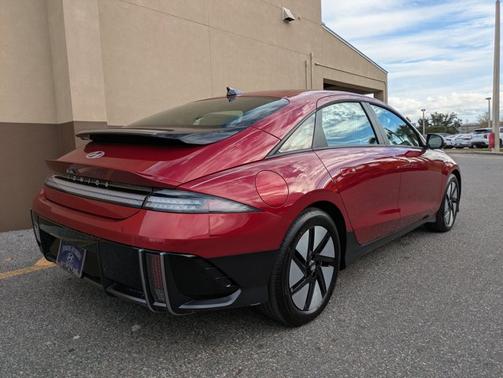 2025 Hyundai IONIQ 6 SE