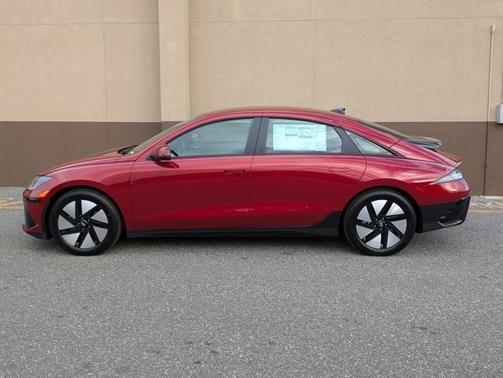 2025 Hyundai IONIQ 6 SE