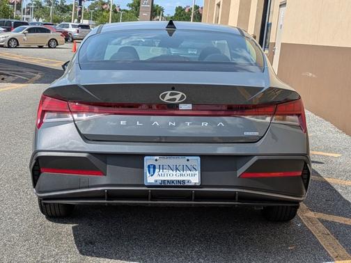 2025 Hyundai ELANTRA HEV Blue