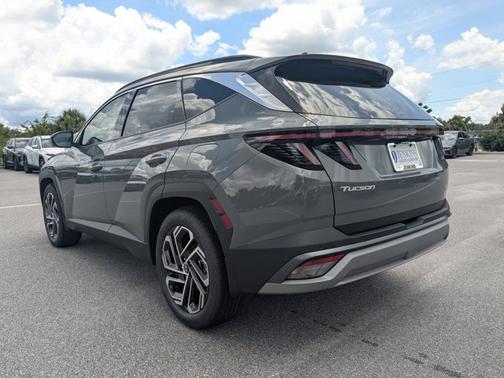 Hampton Gray 2026 Hyundai TUCSON Limited