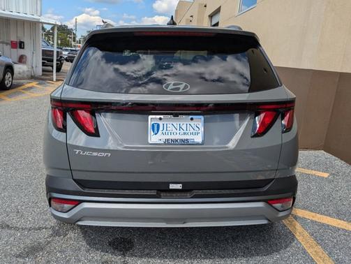 2025 Hyundai TUCSON SEL