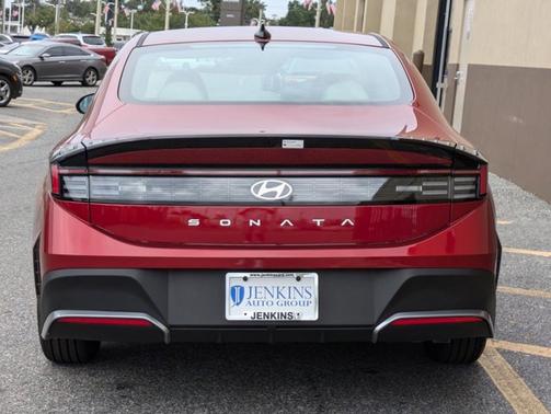 2026 Hyundai SONATA SE