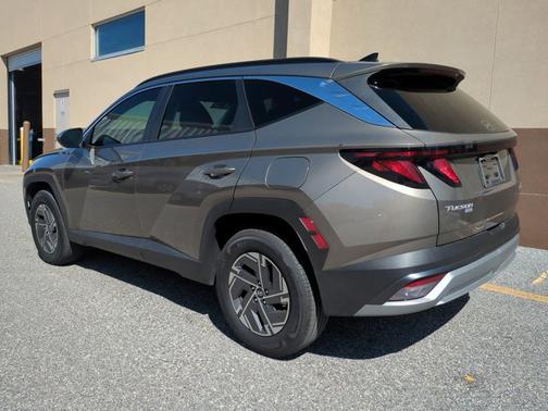 2025 Hyundai TUCSON Hybrid Blue