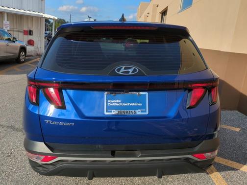 2024 Hyundai TUCSON SE