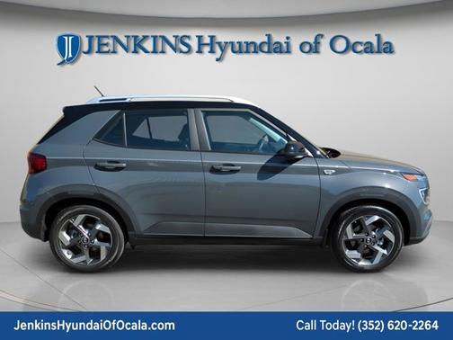 2024 Hyundai VENUE Limited