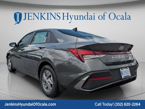 Amazon Gray 2026 Hyundai ELANTRA SE