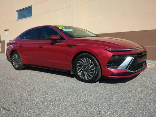 2025 Hyundai SONATA Hybrid Limited