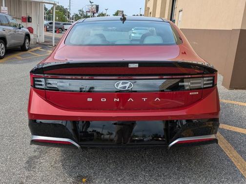 2025 Hyundai SONATA Hybrid Limited