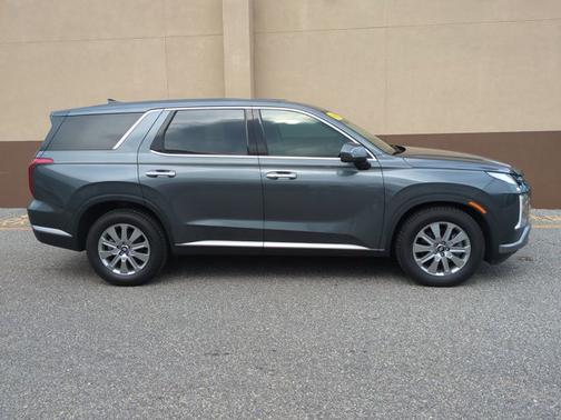 2023 Hyundai PALISADE SE
