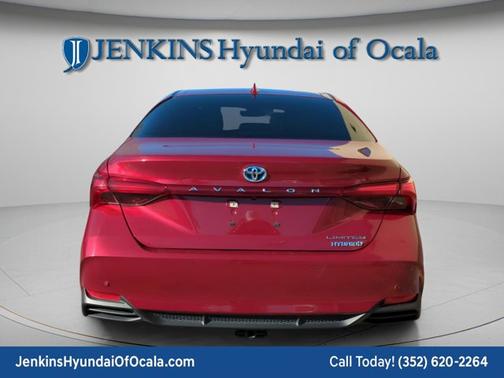2021 Toyota Avalon Hybrid Limited
