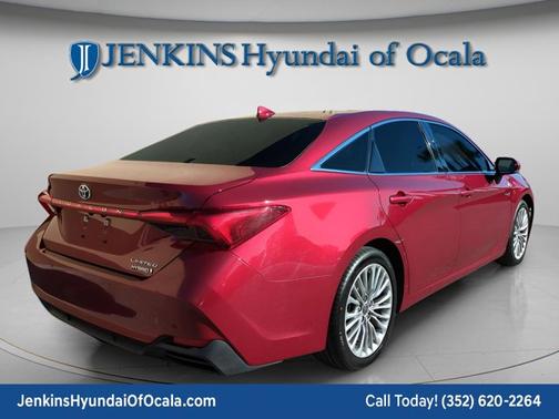 2021 Toyota Avalon Hybrid Limited