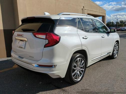 2024 GMC Terrain Denali