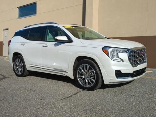 2024 GMC Terrain Denali