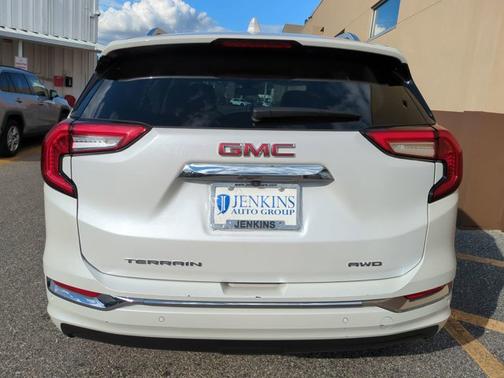 2024 GMC Terrain Denali
