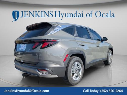 Hampton Gray 2026 Hyundai TUCSON SE