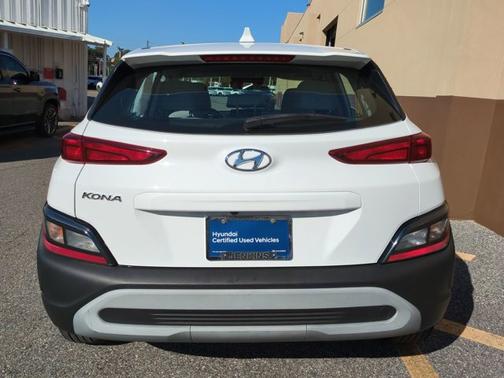 2023 Hyundai KONA SE