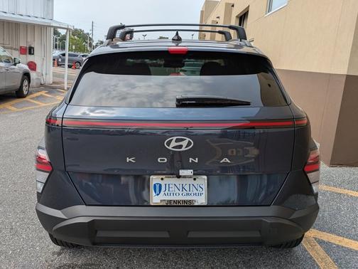 2025 Hyundai KONA SEL Convenience
