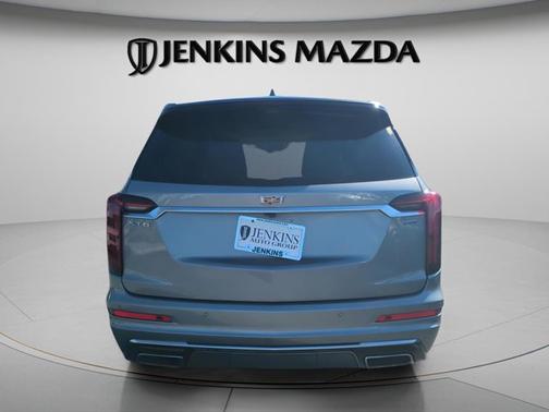 2023 Cadillac XT6 FWD Premium Luxury