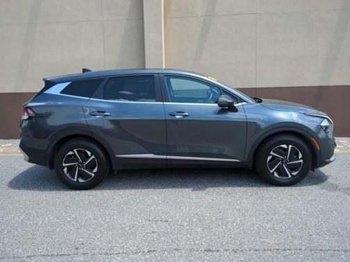 2023 Kia Sportage Hybrid LX