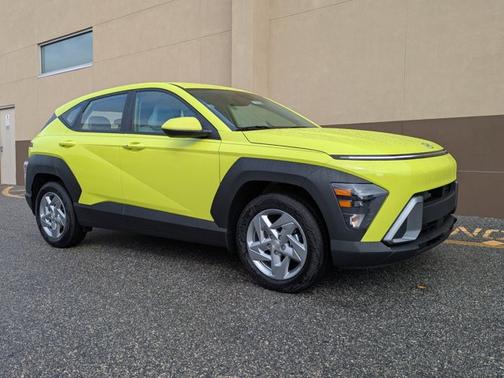 2026 Hyundai KONA SE