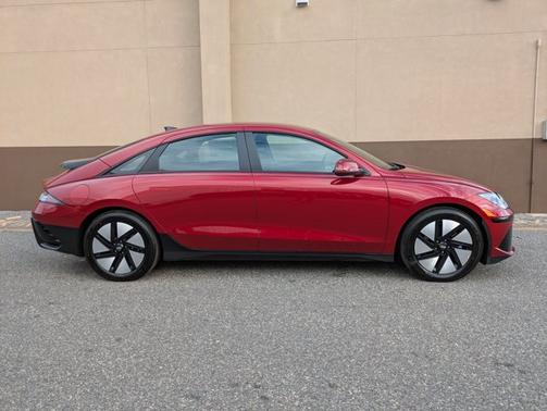 2025 Hyundai IONIQ 6 SE