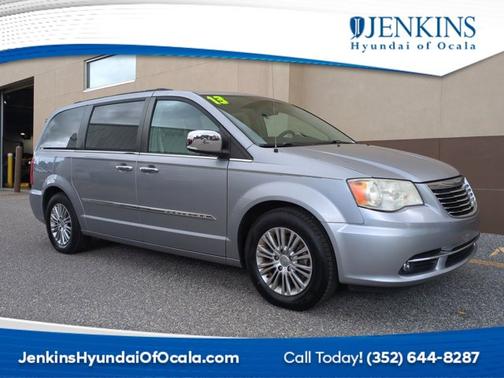 2013 Chrysler Town & Country Touring-L