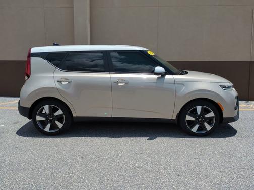 2020 Kia Soul EX