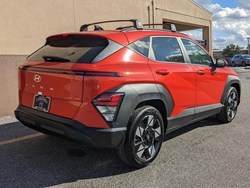 2025 Hyundai KONA SEL