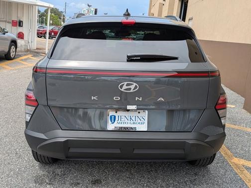 2025 Hyundai KONA SEL Convenience