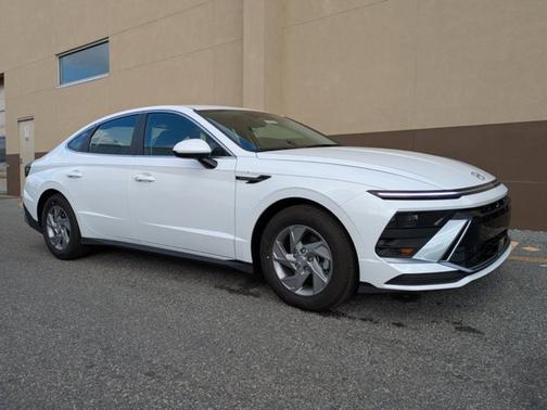 2025 Hyundai SONATA SE