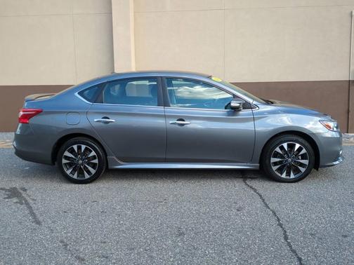 2019 Nissan Sentra SR