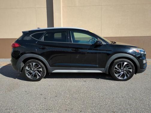 2020 Hyundai TUCSON Sport