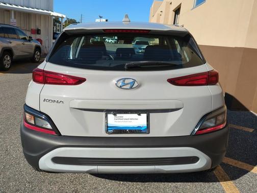 2023 Hyundai KONA SE