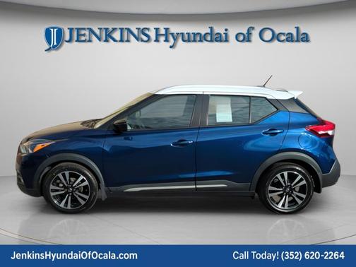 2020 Nissan Kicks SR